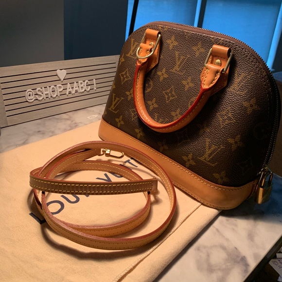 ❤️SOLD ❤️ Louis Vuitton Alma BB Crossbody - Picture 2 of 8